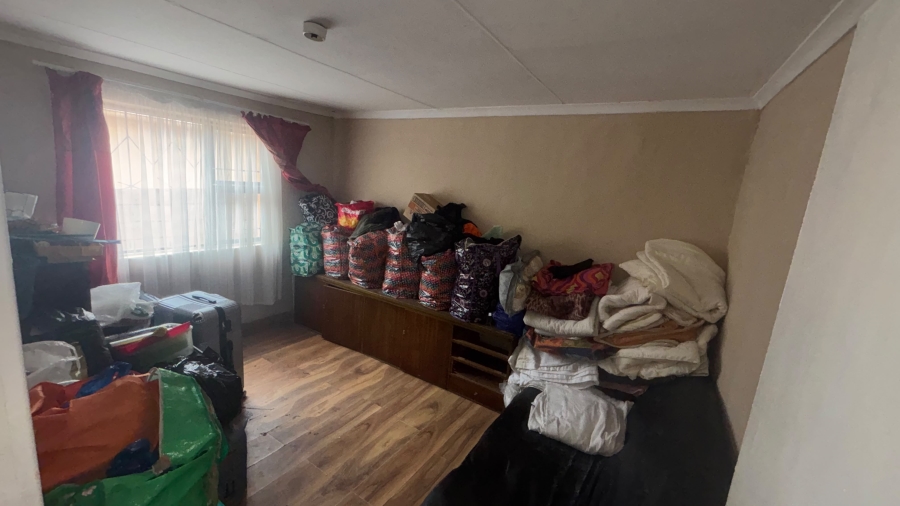 5 Bedroom Property for Sale in Motherwell Nu 5 Eastern Cape